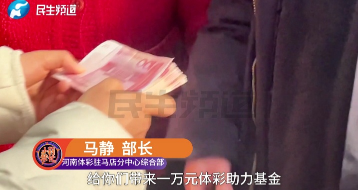 18岁女孩右下腹疼痛，一查竟是卵巢癌！2年内多手术后又复发，单亲父亲说出一句话