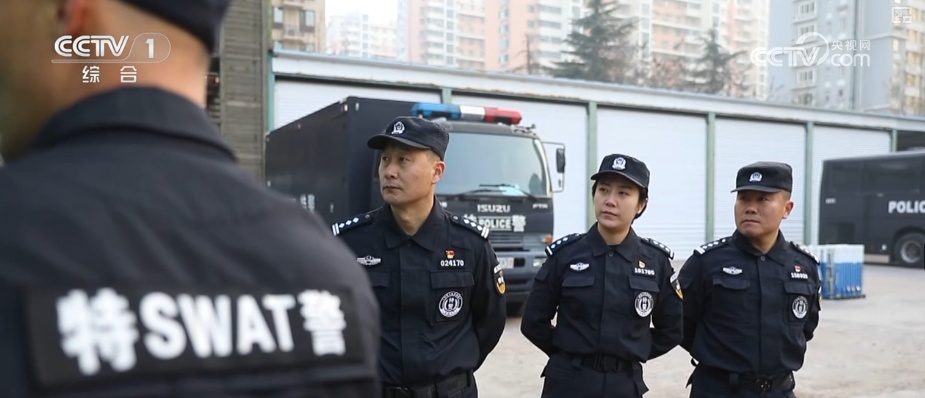 从看得见的守护到隐秘处的坚守 他们用责任担当书写“人民警察为人民”庄严承诺