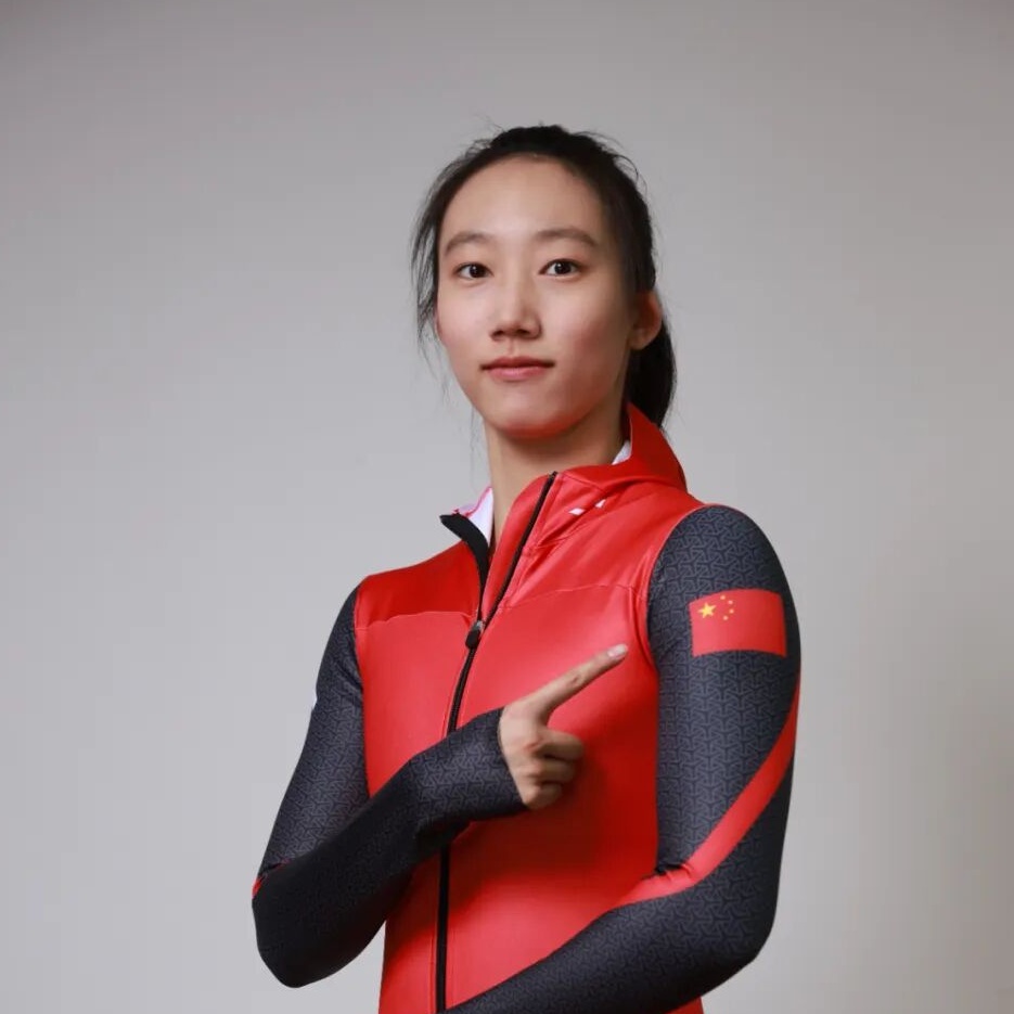 厉害了!内蒙古姑娘赵丹钢架雪车世界杯夺冠 厉害了!内蒙古姑娘赵丹钢架雪车世界杯夺冠