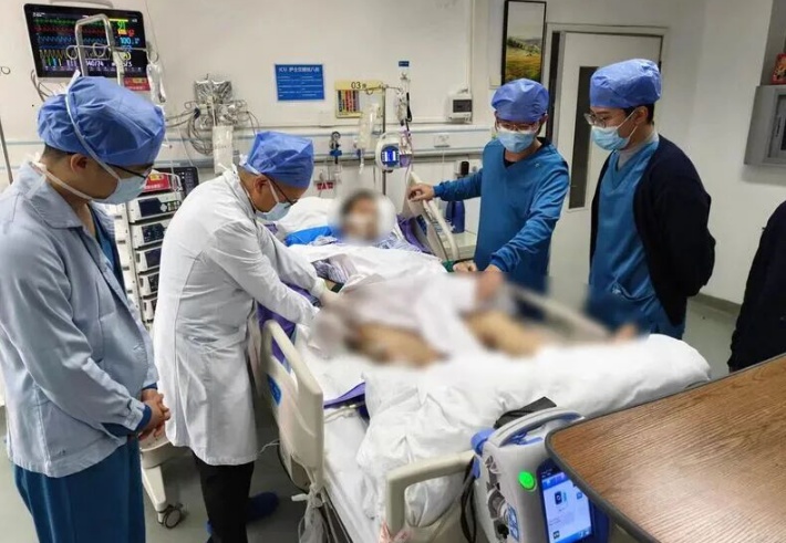 深圳一中年男子自行拔火罐，被送进ICU两次！