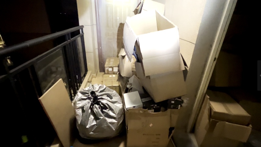 家中无人却冒浓烟?破门后这一幕让人脊背发凉…… 家中无人却冒浓烟?破门后这一幕让人脊背发凉……