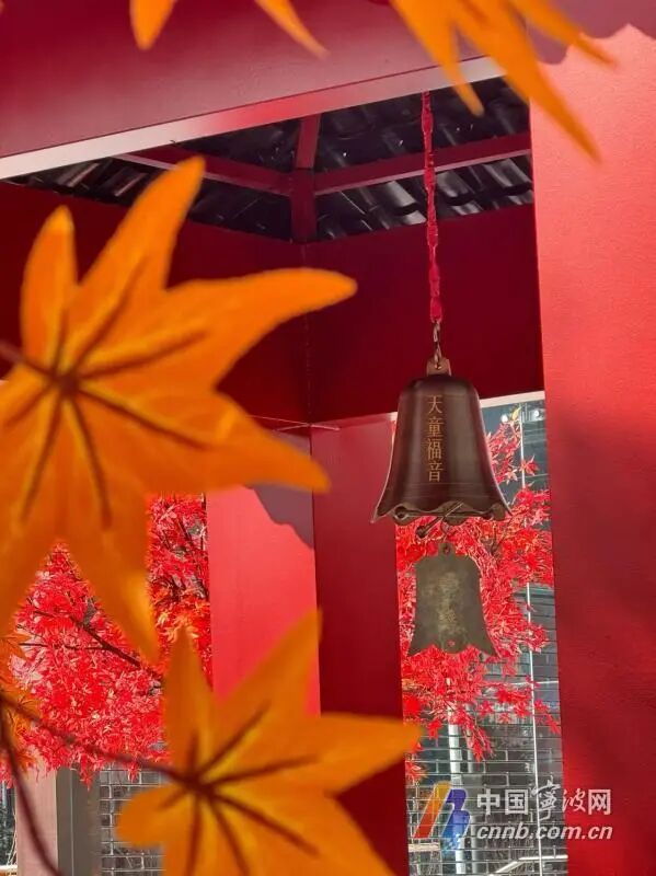 宁波首座地铁口庭院开放,每逢整点还有人造雪花 宁波首座地铁口庭院开放,每逢整点还有人造雪花