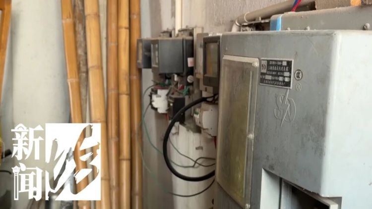 “真的会死人的”!上海一阿姨崩溃急哭,这事居然成家常便饭…… “真的会死人的”!上海一阿姨崩溃急哭,这事居然成家常便饭……