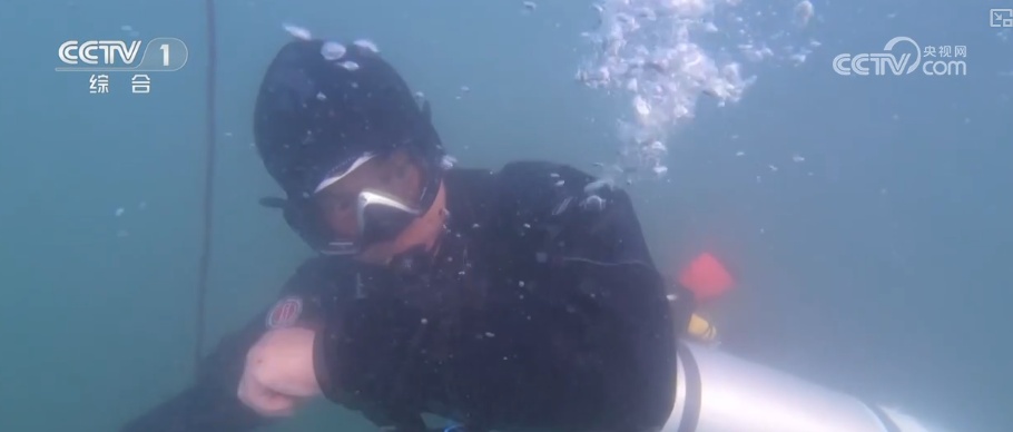 从看得见的守护到隐秘处的坚守 他们用责任担当书写“人民警察为人民”庄严承诺