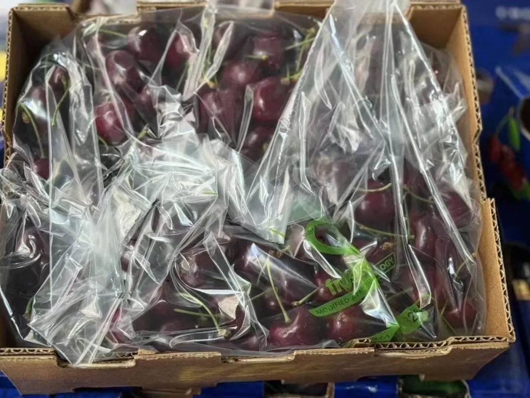 价格接近“腰斩”！大量上市，老板发愁：卖不出去...