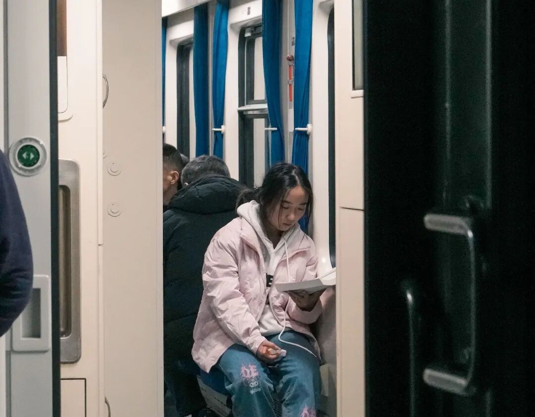 一路向南，告别Z99次列车！