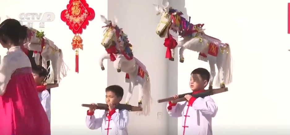 特色集市、年宵花海……年味渐浓！用N种方式打开火热节前市场