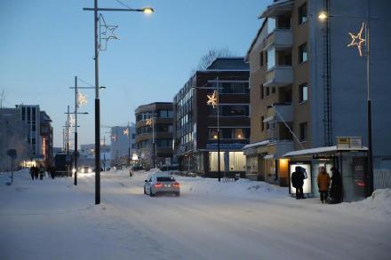 严寒致航班停飞　数千游客被困芬兰北部