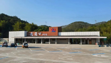 广东开通6个高速服务区全部增加充电车位