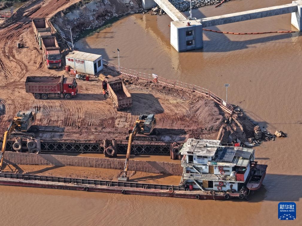 平陆运河建设忙