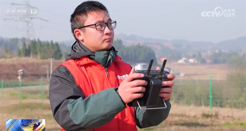 这个“00后”种菜班让智慧农业“照进”田间日常 温室大棚一派好“丰”景 这个“00后”种菜班让智慧农业“照进”田间日常 温室大棚一派好“丰”景