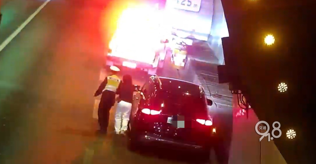 杭州高速上8分钟生命接力，女驾驶员：“是救命之恩！”