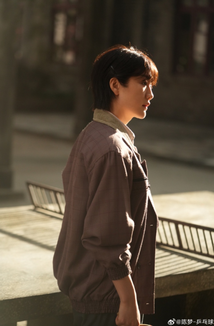 陈梦回应出演热播剧：探班表哥黄晓明意外客串！“小陈演了小陈”