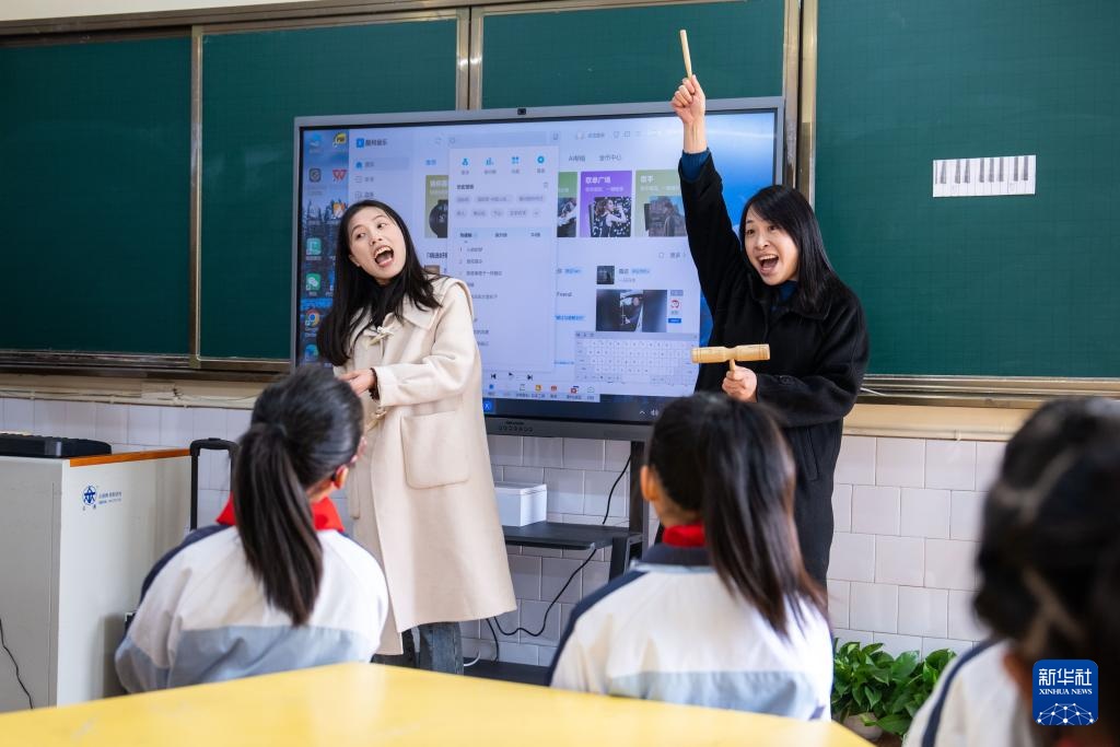 湖南南县：“一琴多器”教学助力提升乡村小学生音乐素养