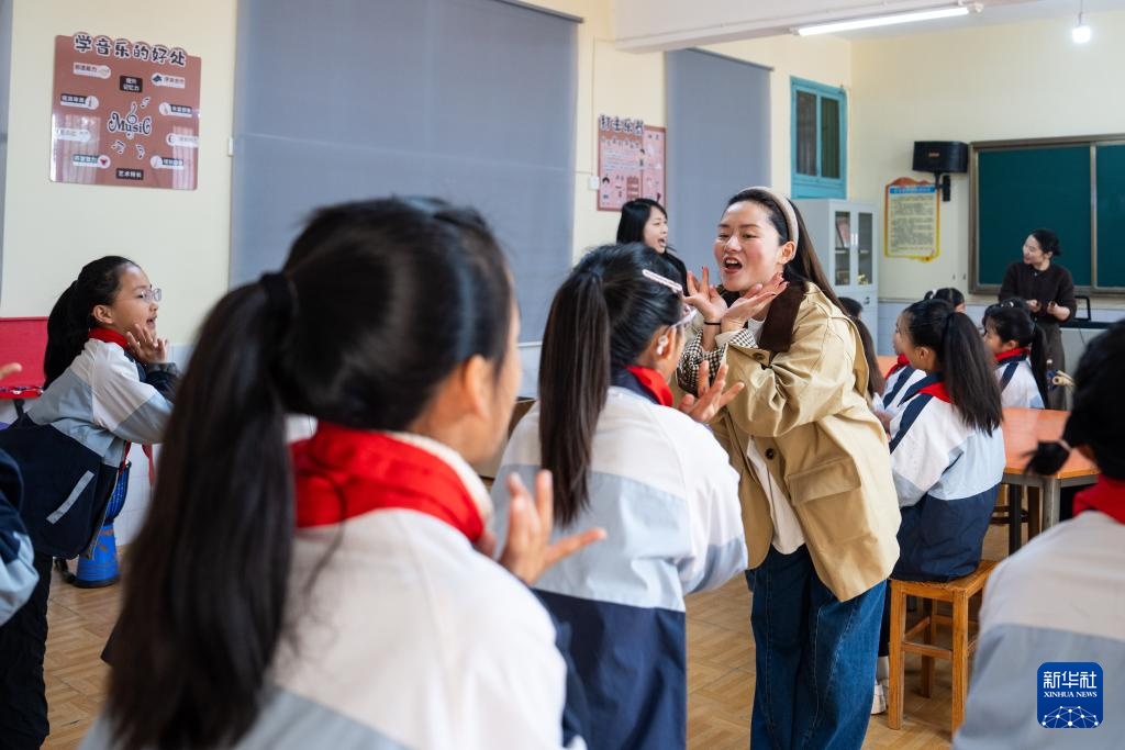湖南南县：“一琴多器”教学助力提升乡村小学生音乐素养