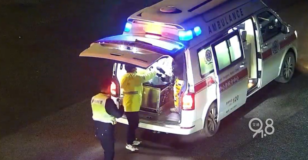 杭州高速上8分钟生命接力，女驾驶员：“是救命之恩！”