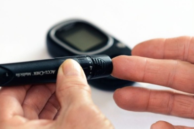 热销“控糖药”配料表前三，竟都是升糖成分！