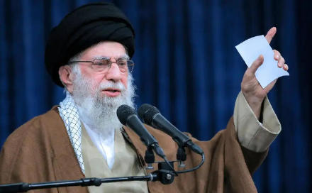 哈梅内伊：伊朗人民粉碎境外敌人实施的阴谋