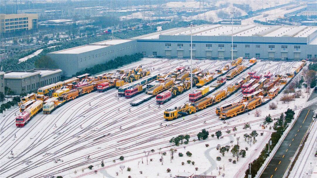 雪后航拍!网友惊呼:都是我没坐过的“豪车” 雪后航拍!网友惊呼:都是我没坐过的“豪车”