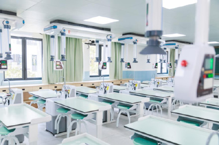 广州连续两年新增普通高中学位超万个! 广州连续两年新增普通高中学位超万个!