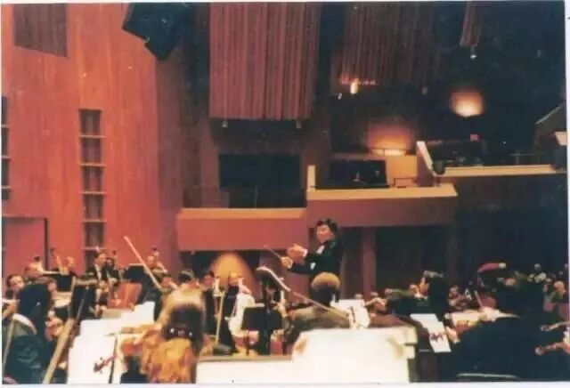 著名音乐家去世，这首歌家喻户晓