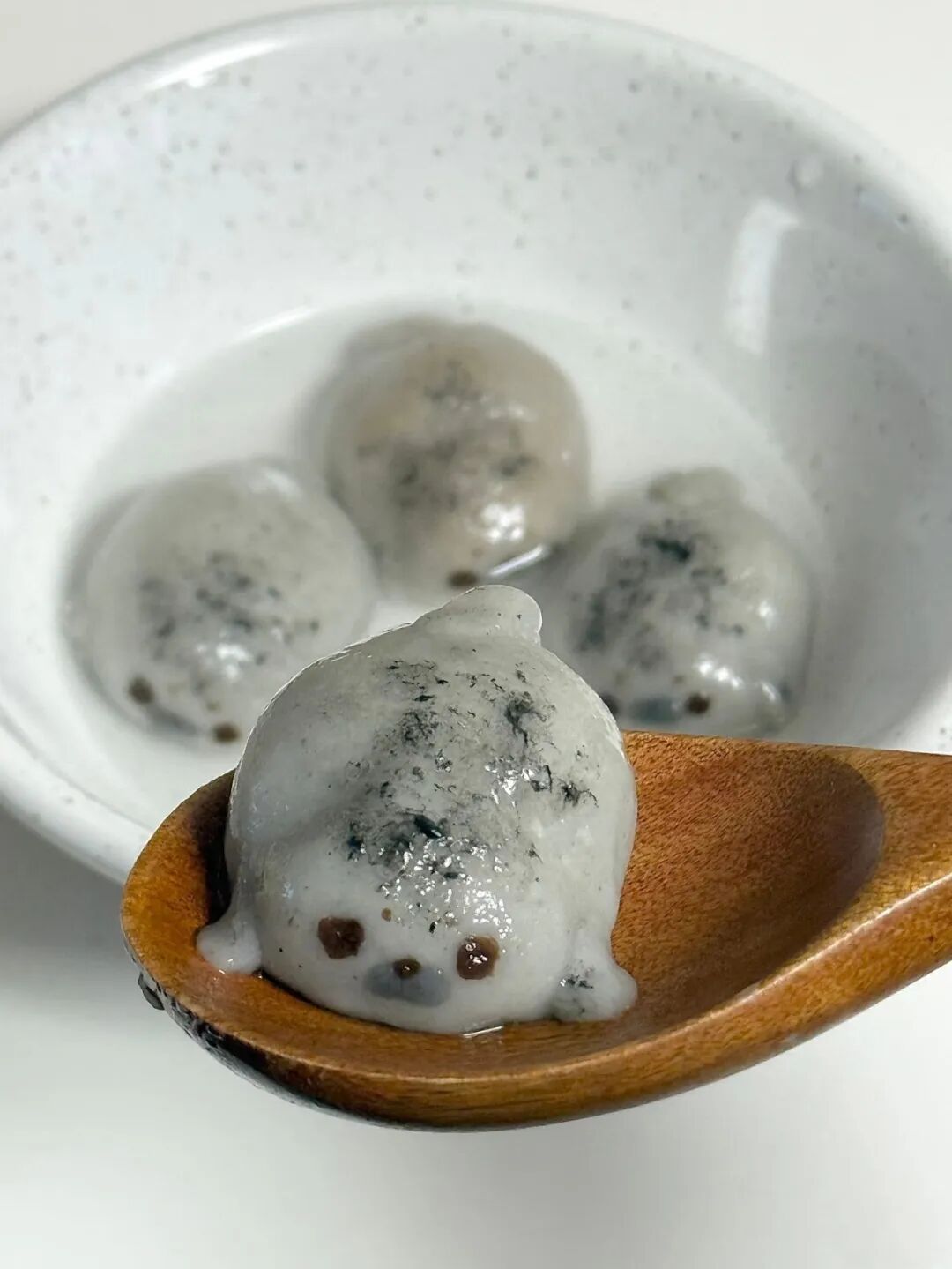 当大学生学会了蒸馒头什么巧克力、辣条就都加入进去了!!! 当大学生学会了蒸馒头什么巧克力、辣条就都加入进去了!!!