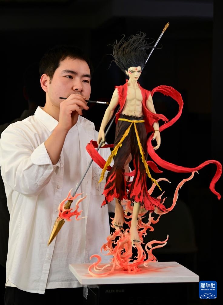 “95后”糖艺师张勃：为糖艺注入“硬核”生命力