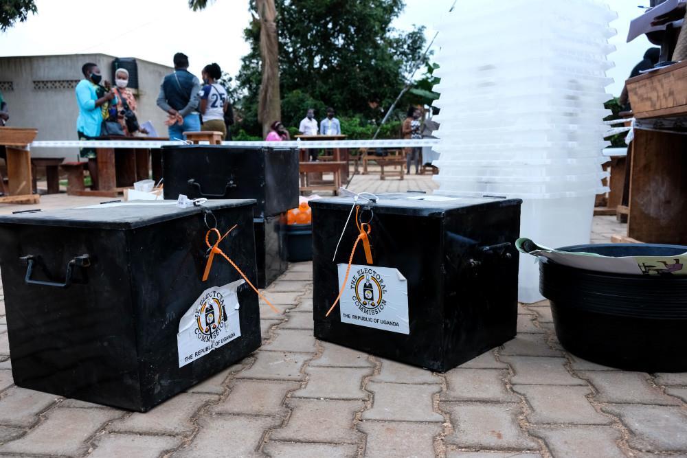 乌干达大选将全面开启投票 即日起暂停互联网服务