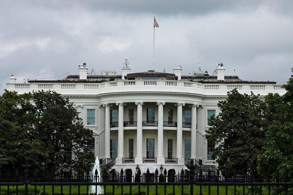 特朗普称已取消所有与伊朗官员的会谈