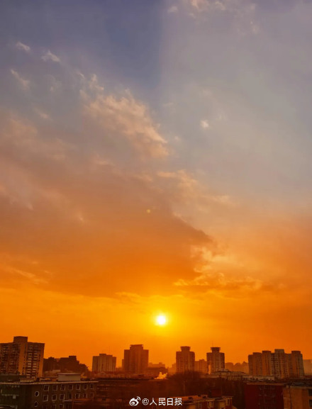收藏美好！北京晚霞把天空染成油画