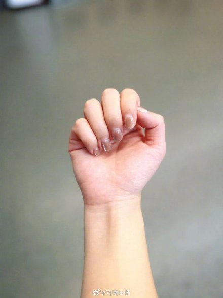 美甲带来的4个隐形伤害