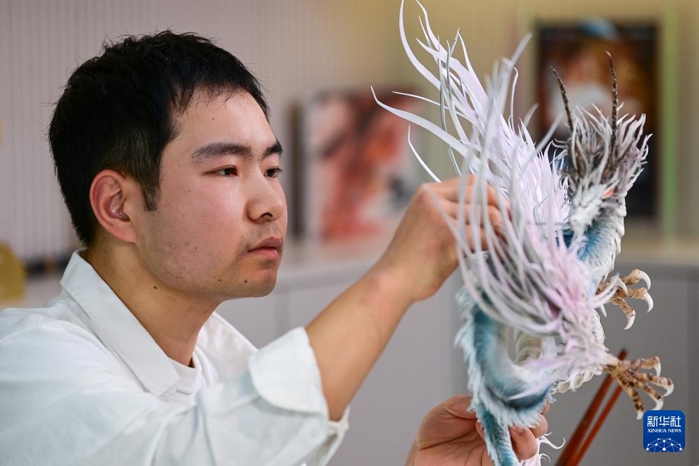 “95后”糖艺师张勃：为糖艺注入“硬核”生命力