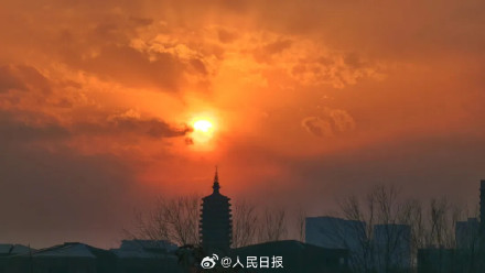 收藏美好！北京晚霞把天空染成油画