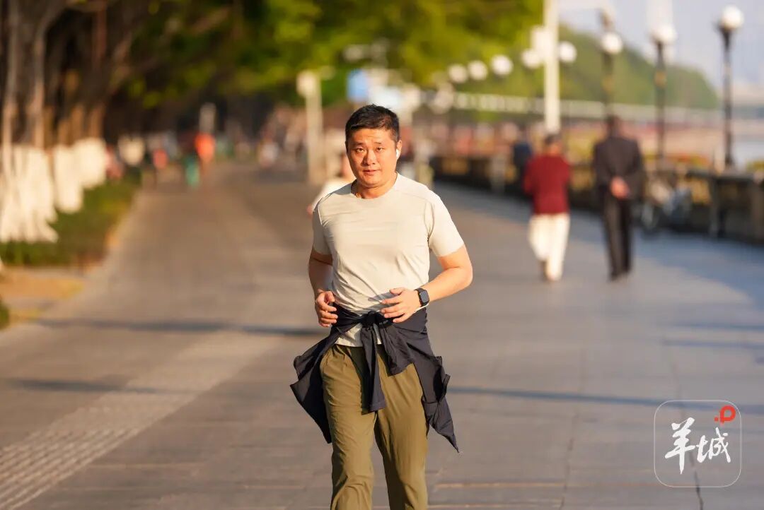 热到穿短袖，广州周末冲27℃！广东下周将迎新冷空气