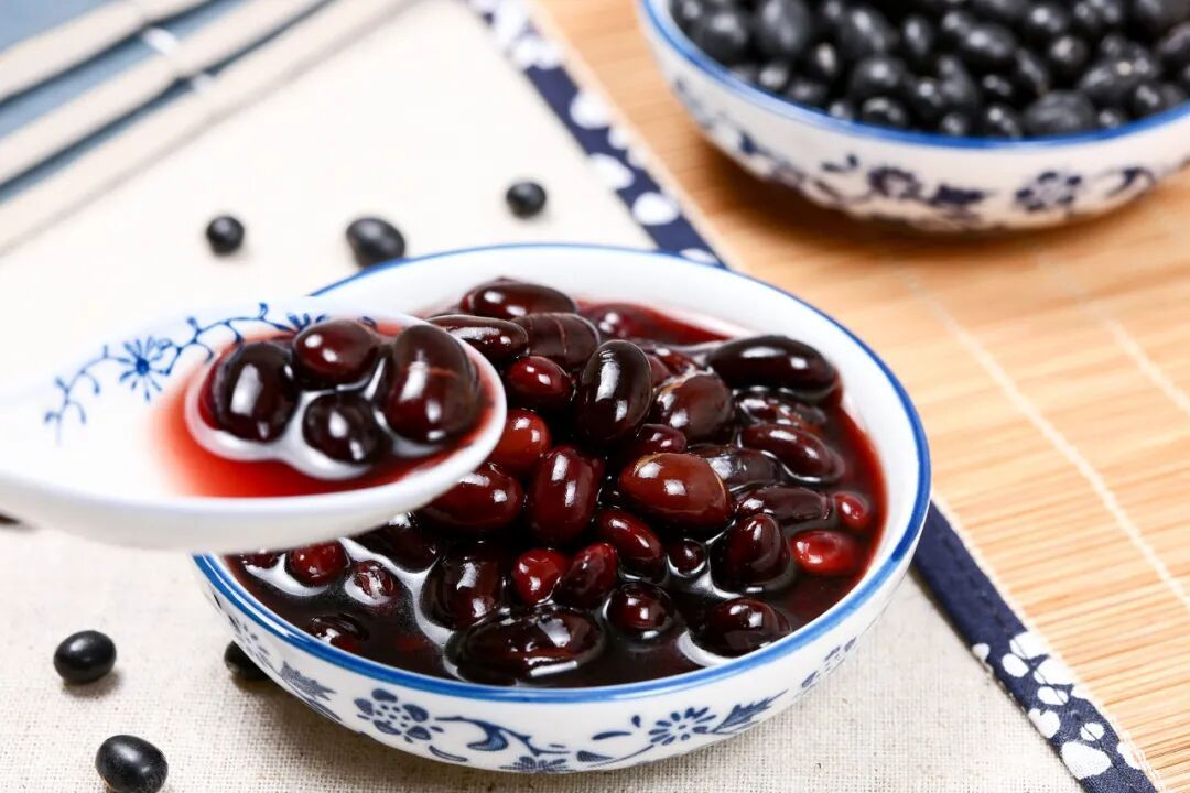 血管年轻，人长寿！常吃这些餐桌上的血管“清道夫”，给你的血管“洗洗澡”