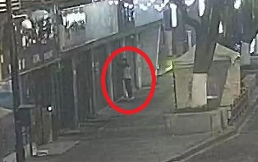 一觉醒来，收入全被转走！杭州小老板遭遇“偷梁换柱”：男子坐等进账