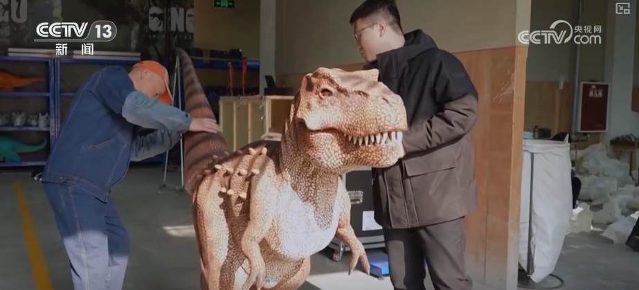 “新年兽”变身文旅市场“流量主角” “智能制造”为年味儿增添科技奇幻色彩 “新年兽”变身文旅市场“流量主角” “智能制造”为年味儿增添科技奇幻色彩