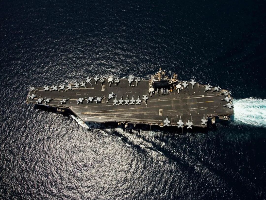 美军航母，开往中东