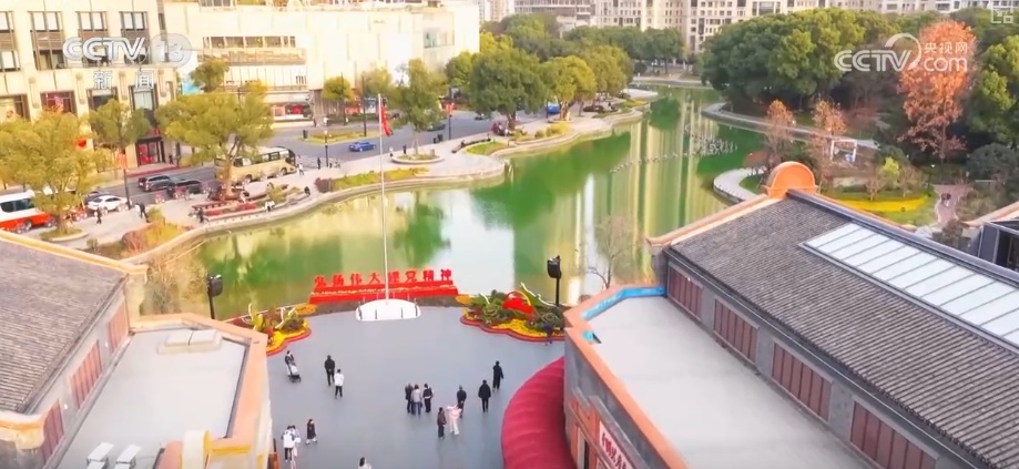 “文艺+”创新场景层出不穷 演艺新空间串联“观演+消费+游览”释放消费多元活力 “文艺+”创新场景层出不穷 演艺新空间串联“观演+消费+游览”释放消费多元活力