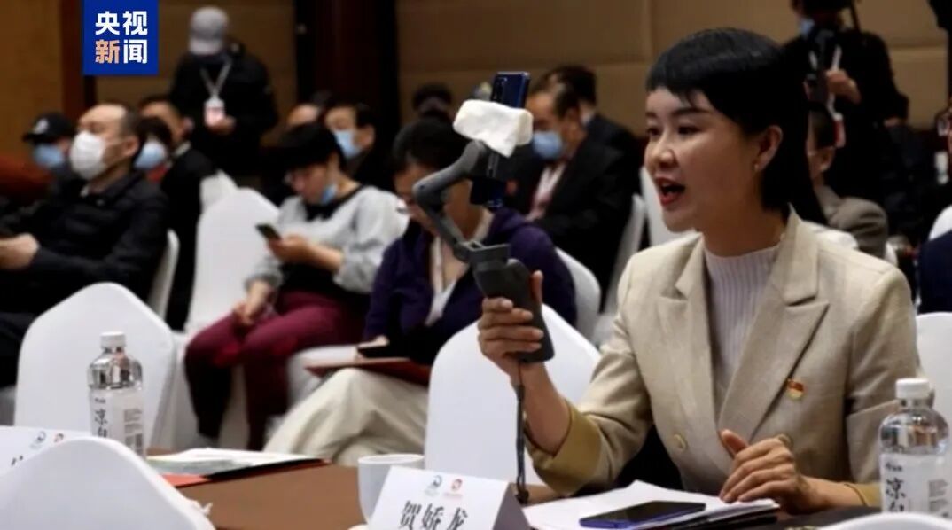 令人动容!贺娇龙“最后的告白” 令人动容!贺娇龙“最后的告白”