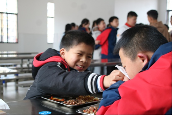 吴亚军，全网点赞！