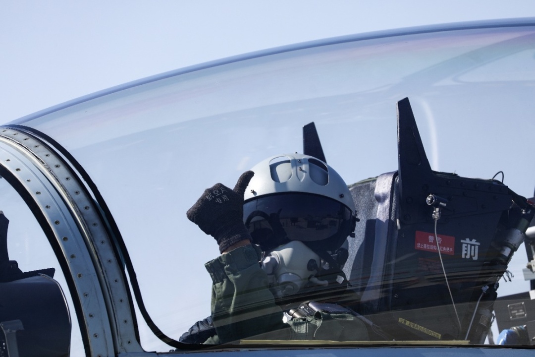 海空之上激烈鏖战，直击实战化训练