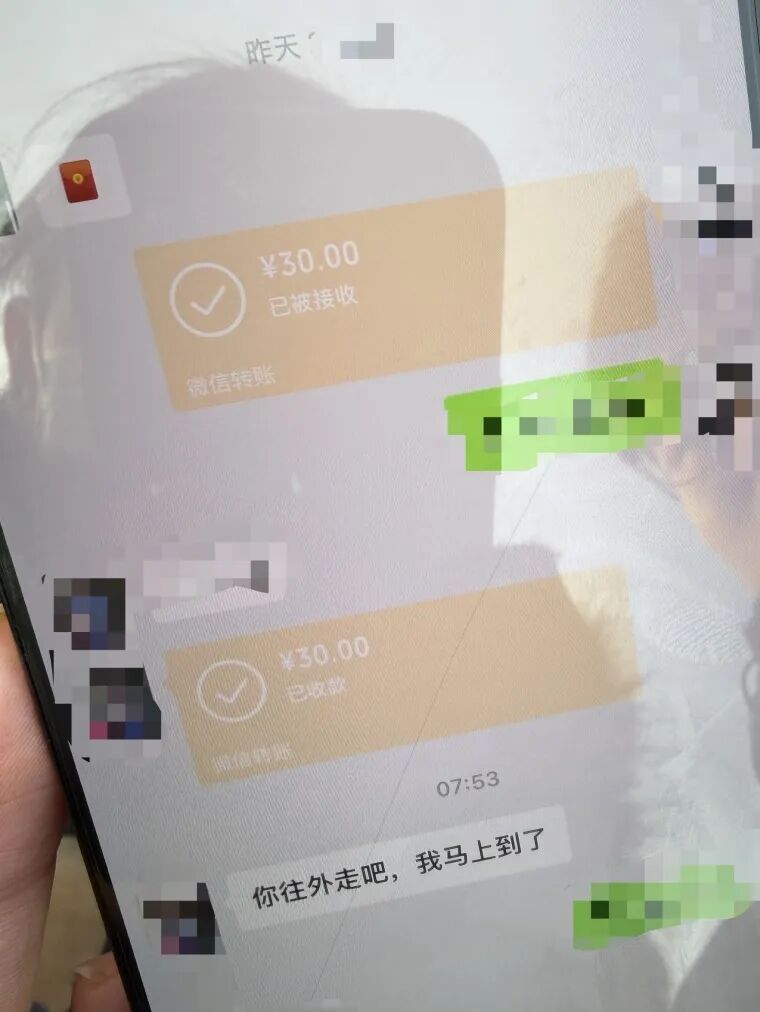 1小时12辆!北京整治京通快速路“狂飙的黑车” 1小时12辆!北京整治京通快速路“狂飙的黑车”