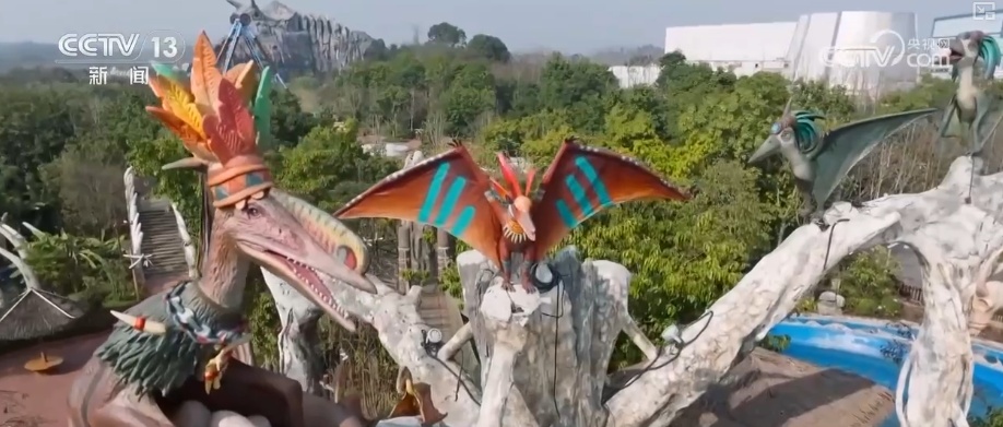 “新年兽”变身文旅市场“流量主角” “智能制造”为年味儿增添科技奇幻色彩 “新年兽”变身文旅市场“流量主角” “智能制造”为年味儿增添科技奇幻色彩