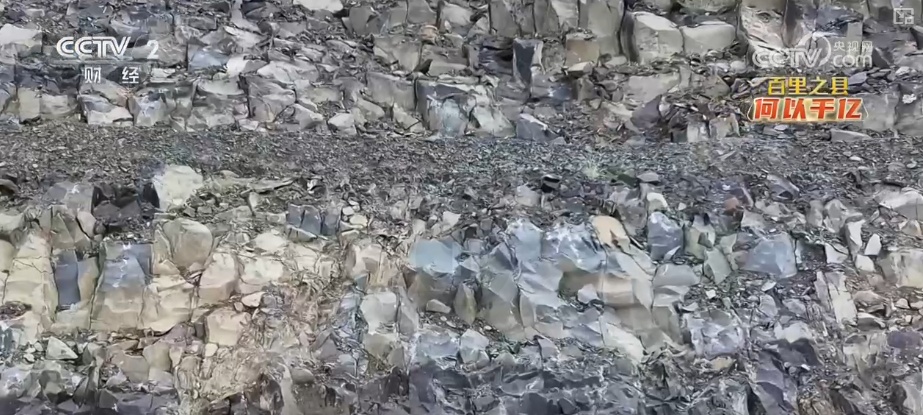 凭什么行？何以千亿？透视一串串跳动数字 解锁发展“密钥”