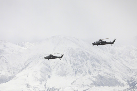 高原雪山直升机大片！每一张都是屏保