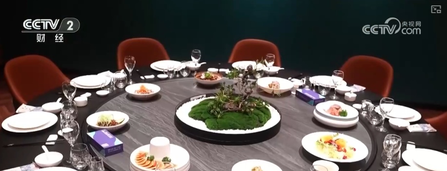 特色、升级、个性……借助关键词多视角透视“年经济”新意十足亮点多