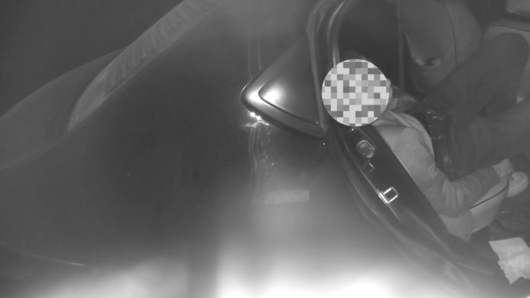 醉驾闯卡上高速，狂言：“大不了抓我去坐牢！”