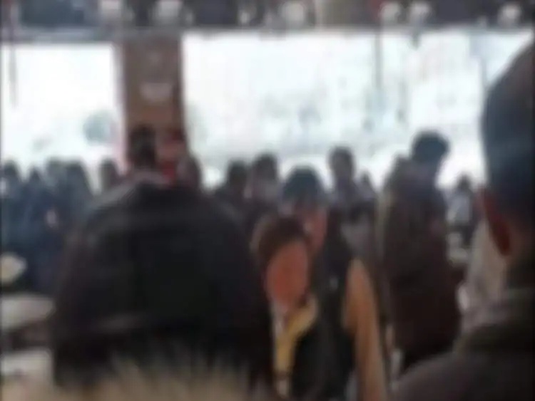 餐饮直播泛滥涉嫌侵权：“和好友一起吃个饭，竟被全程直播……”