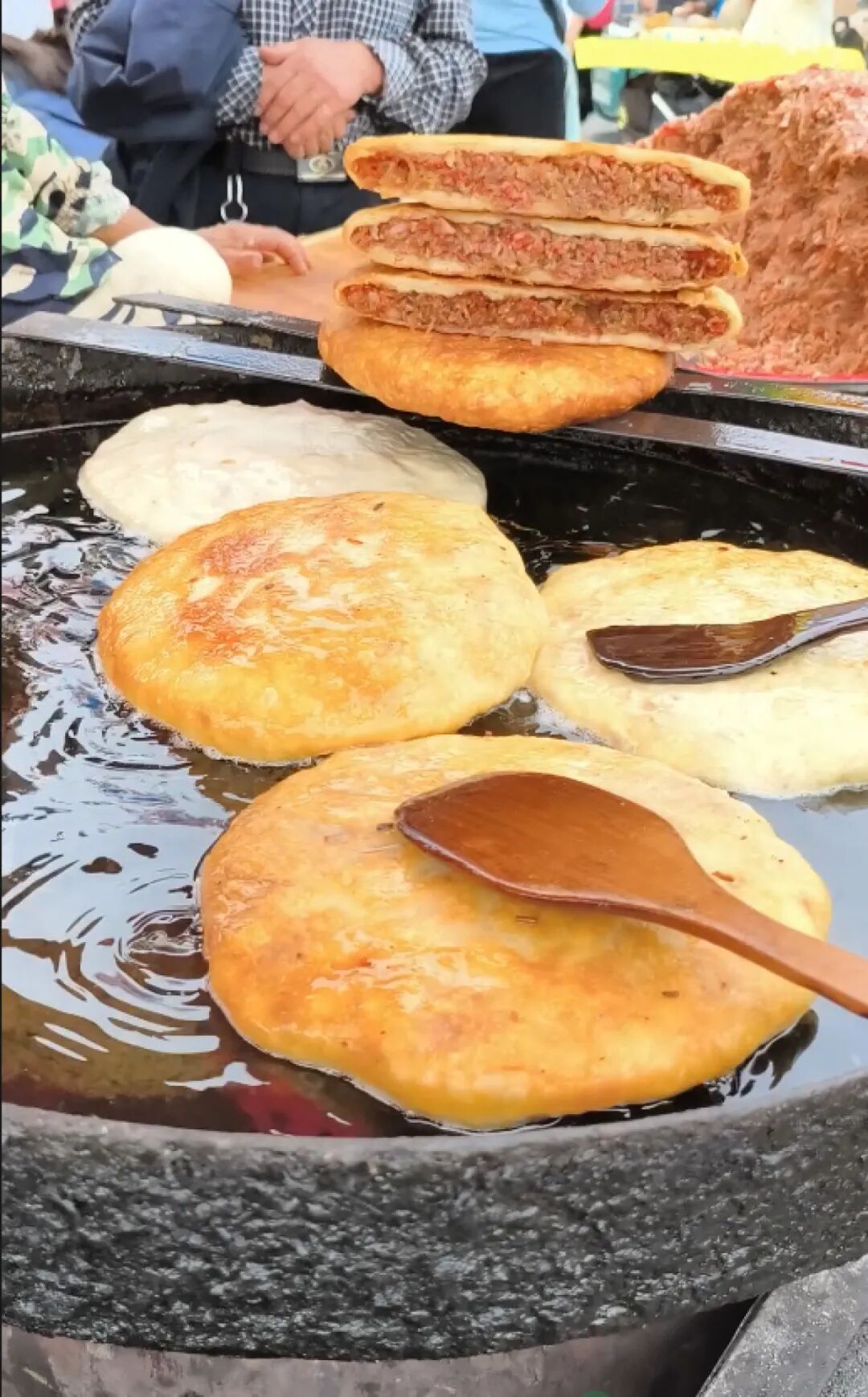 河南千年古庙会竟是“童年记忆博物馆”，篦子、簸萁、古代版“尿不湿”你能认出几样？